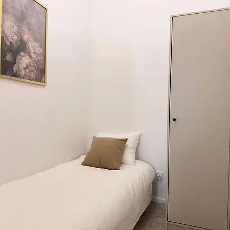 776 Suterena